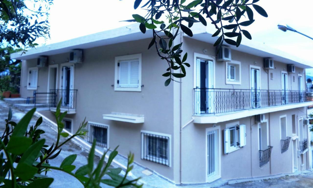 Hotel Angela Loutra Edipsou  Exterior foto