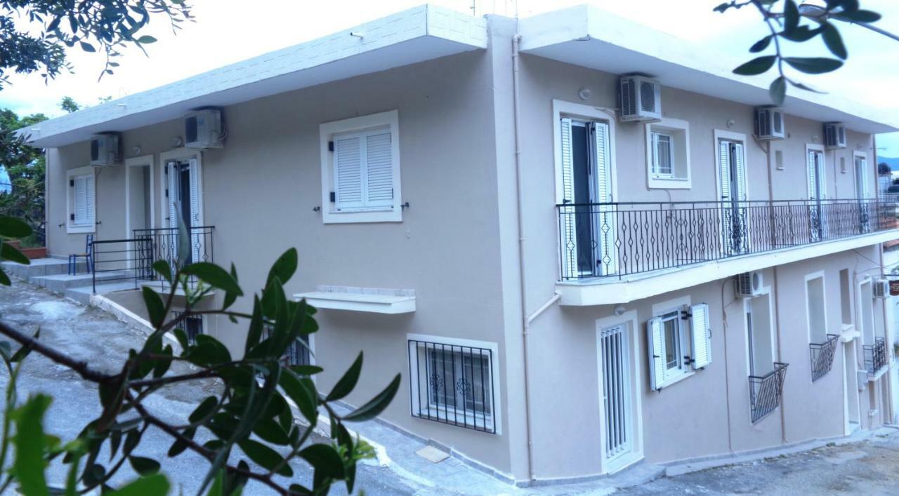 Hotel Angela Loutra Edipsou  Exterior foto