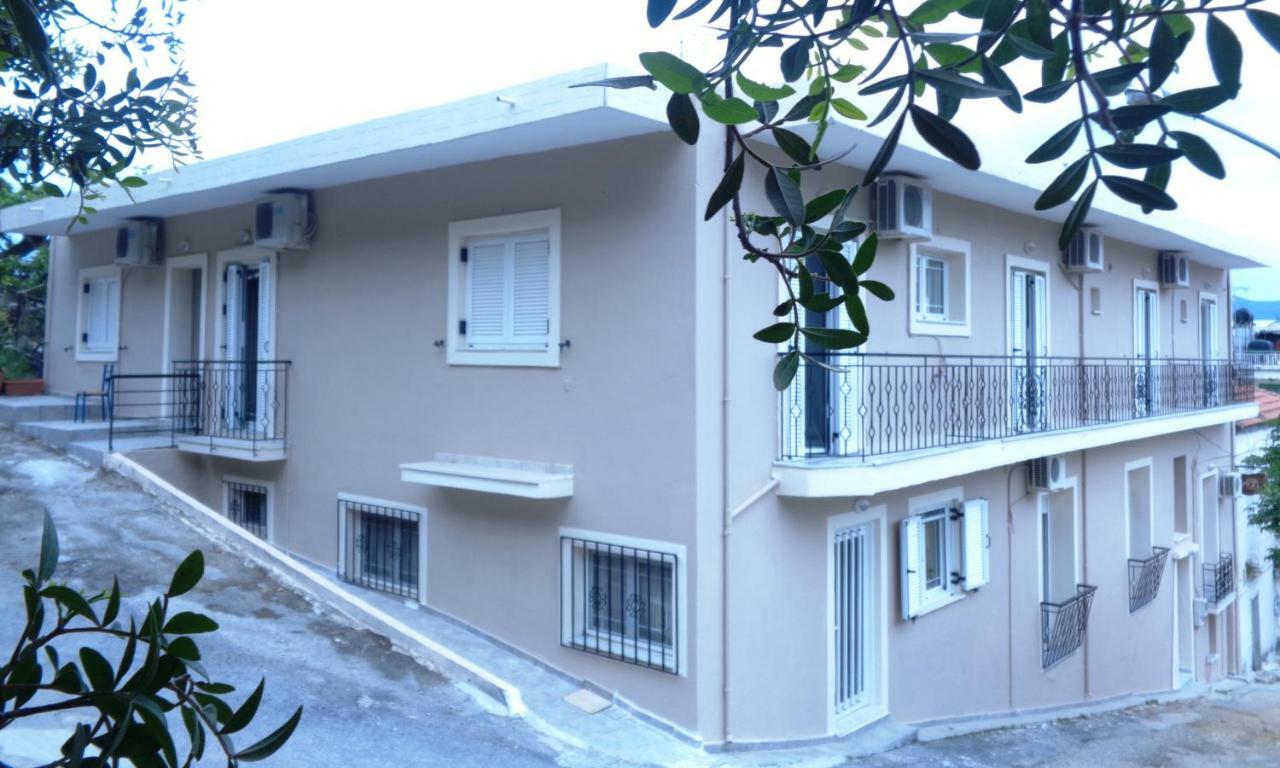 Hotel Angela Loutra Edipsou  Exterior foto